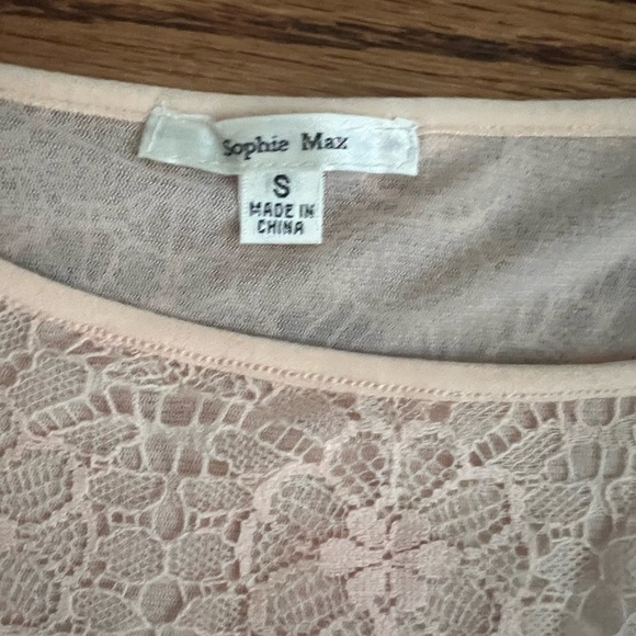 Sophie Max Pink Lace Blouse with Long Sleeves - Small - Picture 3 of 7